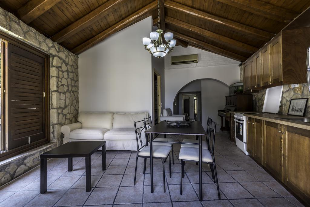 Αggi'S Villa Лаганас Екстериор снимка